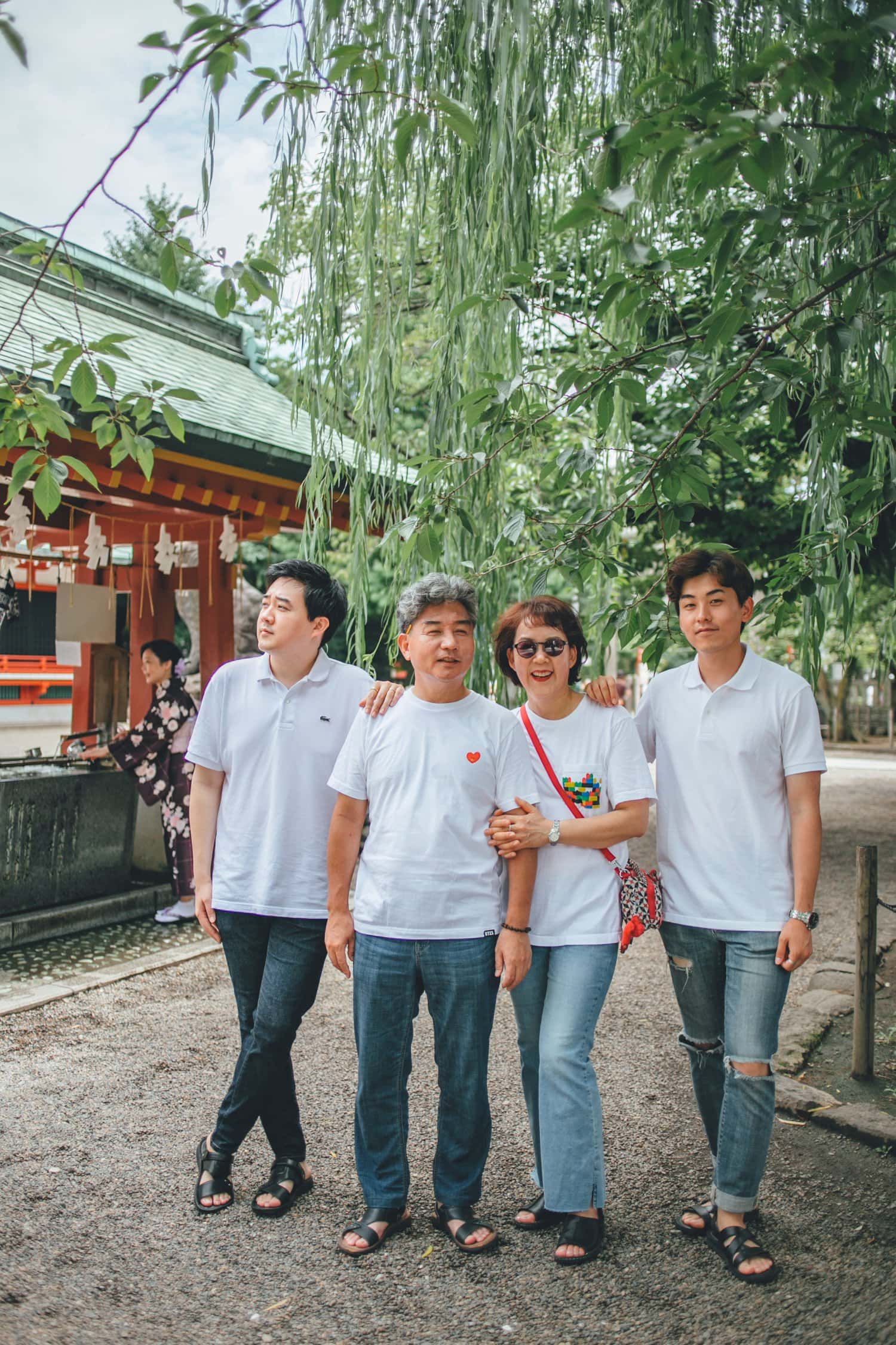 Family Reunion Photoshoot in Asakusa, Tokyo Photos at asakusa no.9 - uvegotmoment Tokyo photography