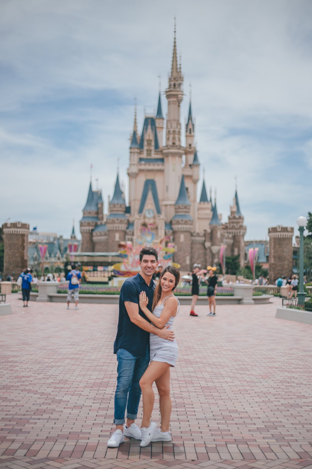 Proposal Photoshoot at Tokyo Disneyland Photos at disney no.6 - uvegotmoment Tokyo photography