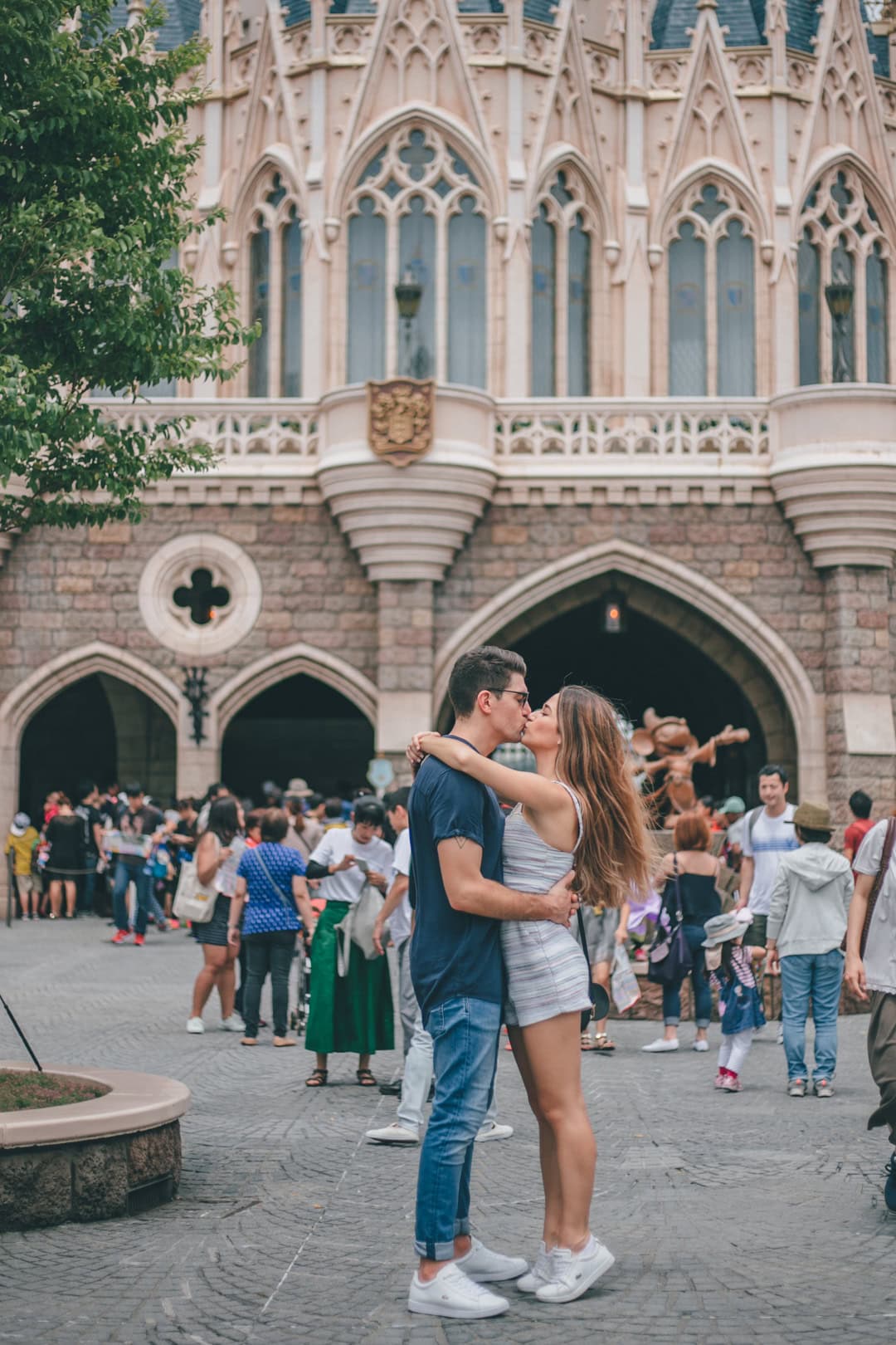 Proposal Photoshoot at Tokyo Disneyland Photos at disney no.8 - uvegotmoment Tokyo photography