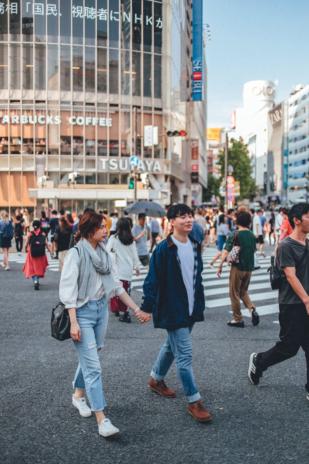 Tokyo Honeymoon Photoshoot from Shibuya to Yoyogi Park Photos at shibuya no.2 - uvegotmoment Tokyo photography