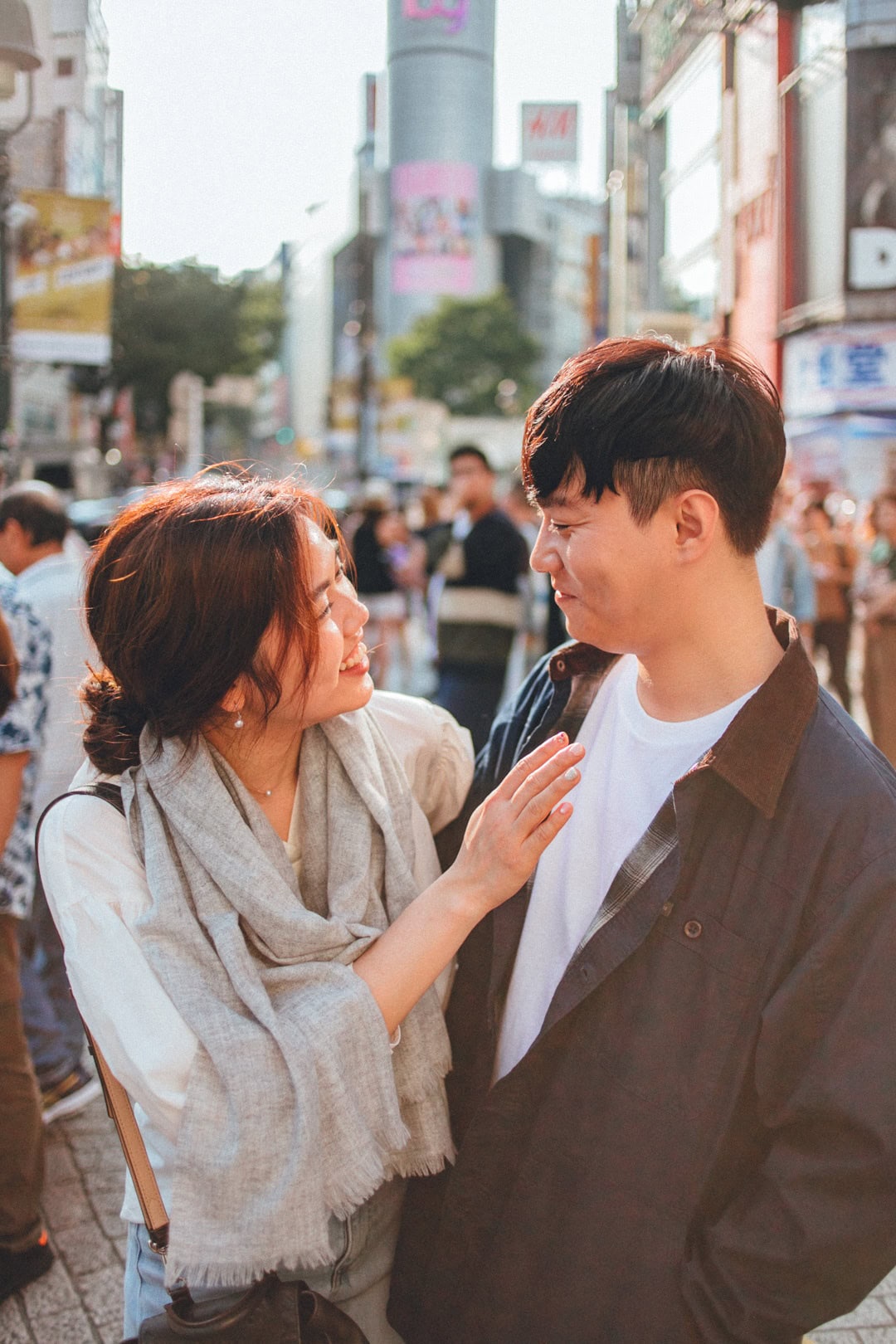 Tokyo Honeymoon Photoshoot from Shibuya to Yoyogi Park Photos at shibuya no.4 - uvegotmoment Tokyo photography