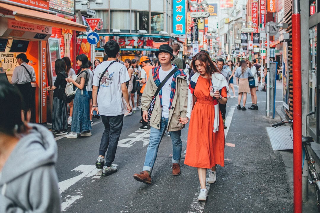 Tokyo Honeymoon Photoshoot from Shibuya to Yoyogi Park Photos at shibuya no.17 - uvegotmoment Tokyo photography