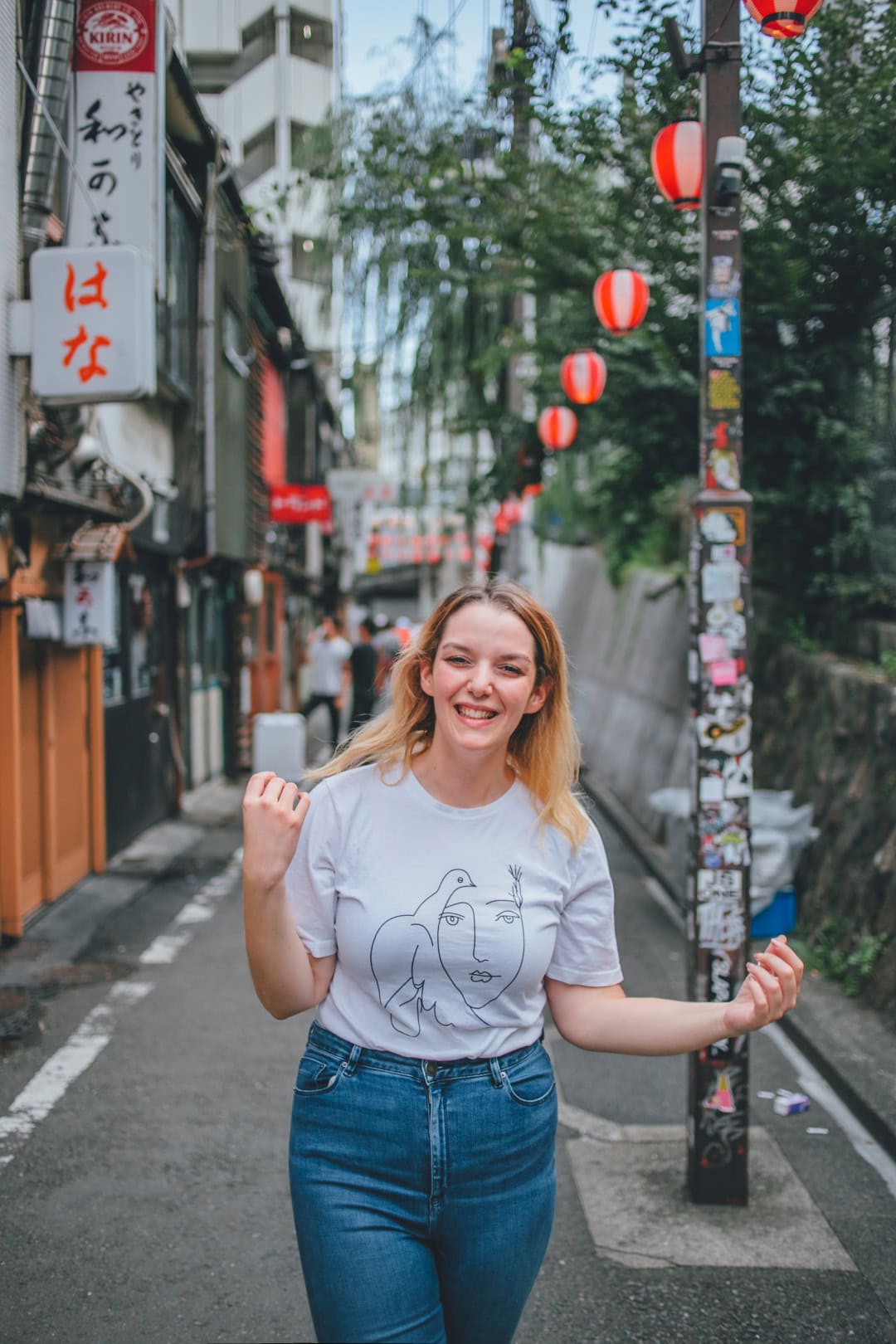 Shibuya Street Photoshoot with a Traveler from Turkey Photos at shibuya no.5 - uvegotmoment Tokyo photography