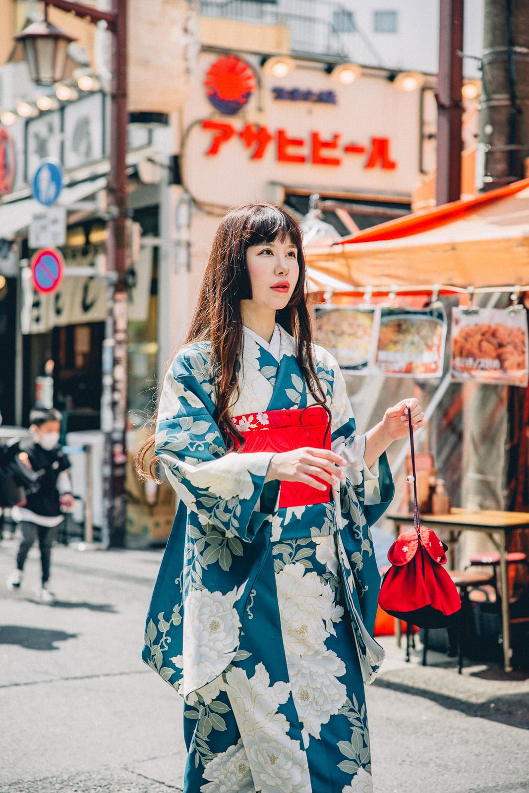 Asakusa Kimono Photoshoot – Timeless Solo Portrait in Tokyo Photos at asakusa no.1 - uvegotmoment Tokyo photography
