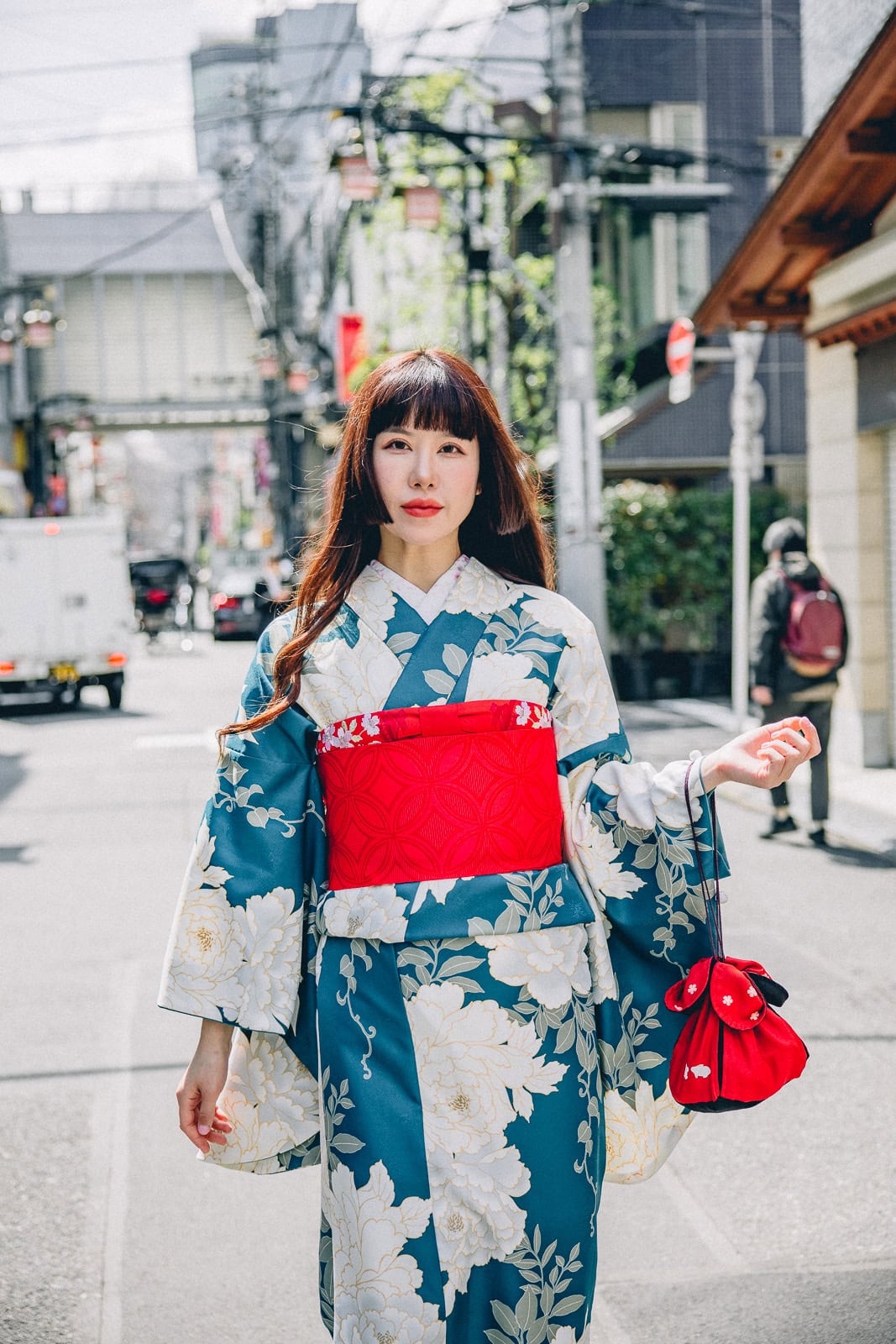 Asakusa Kimono Photoshoot – Timeless Solo Portrait in Tokyo Photos at asakusa no.3 - uvegotmoment Tokyo photography