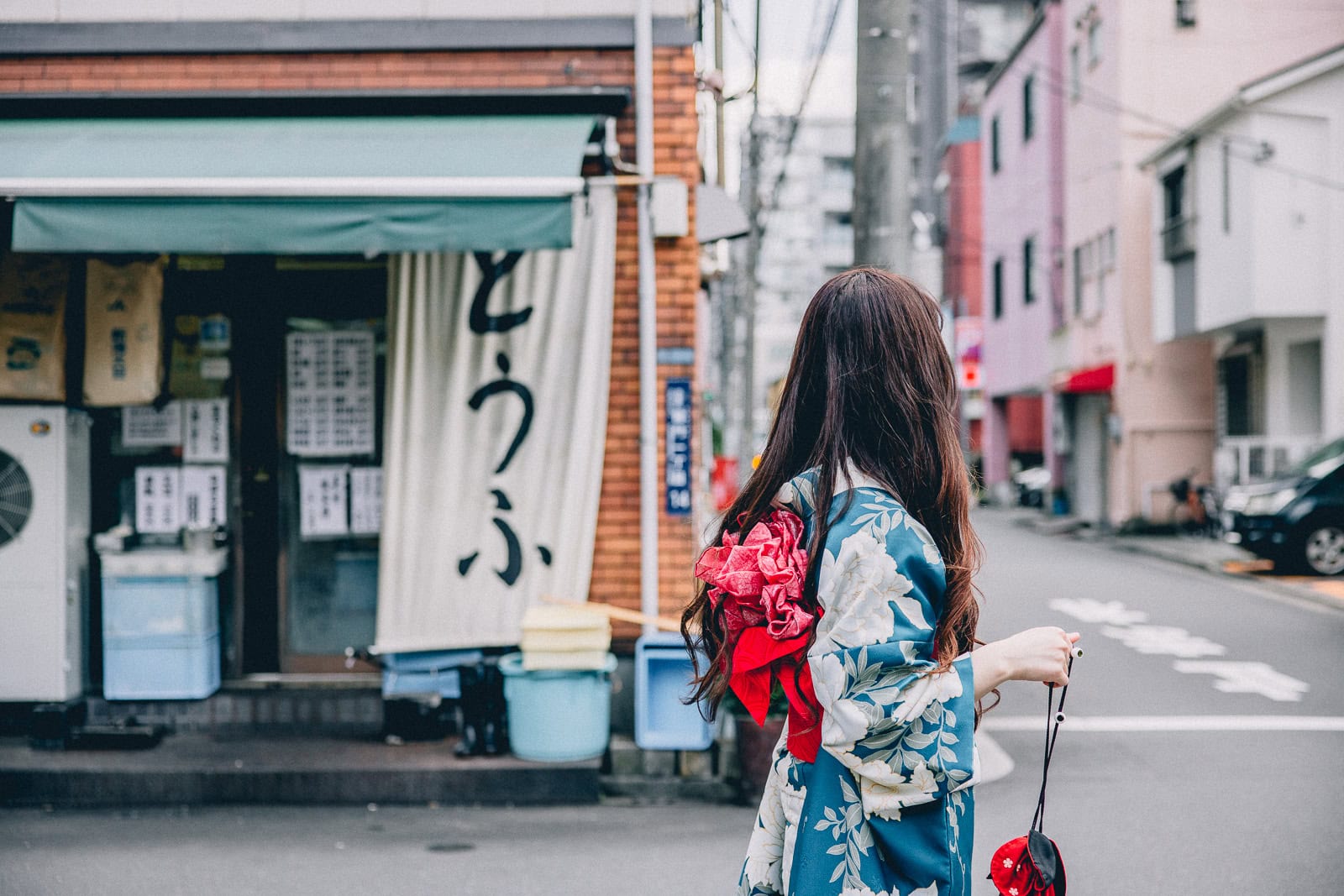 Asakusa Kimono Photoshoot – Timeless Solo Portrait in Tokyo Photos at asakusa no.15 - uvegotmoment Tokyo photography