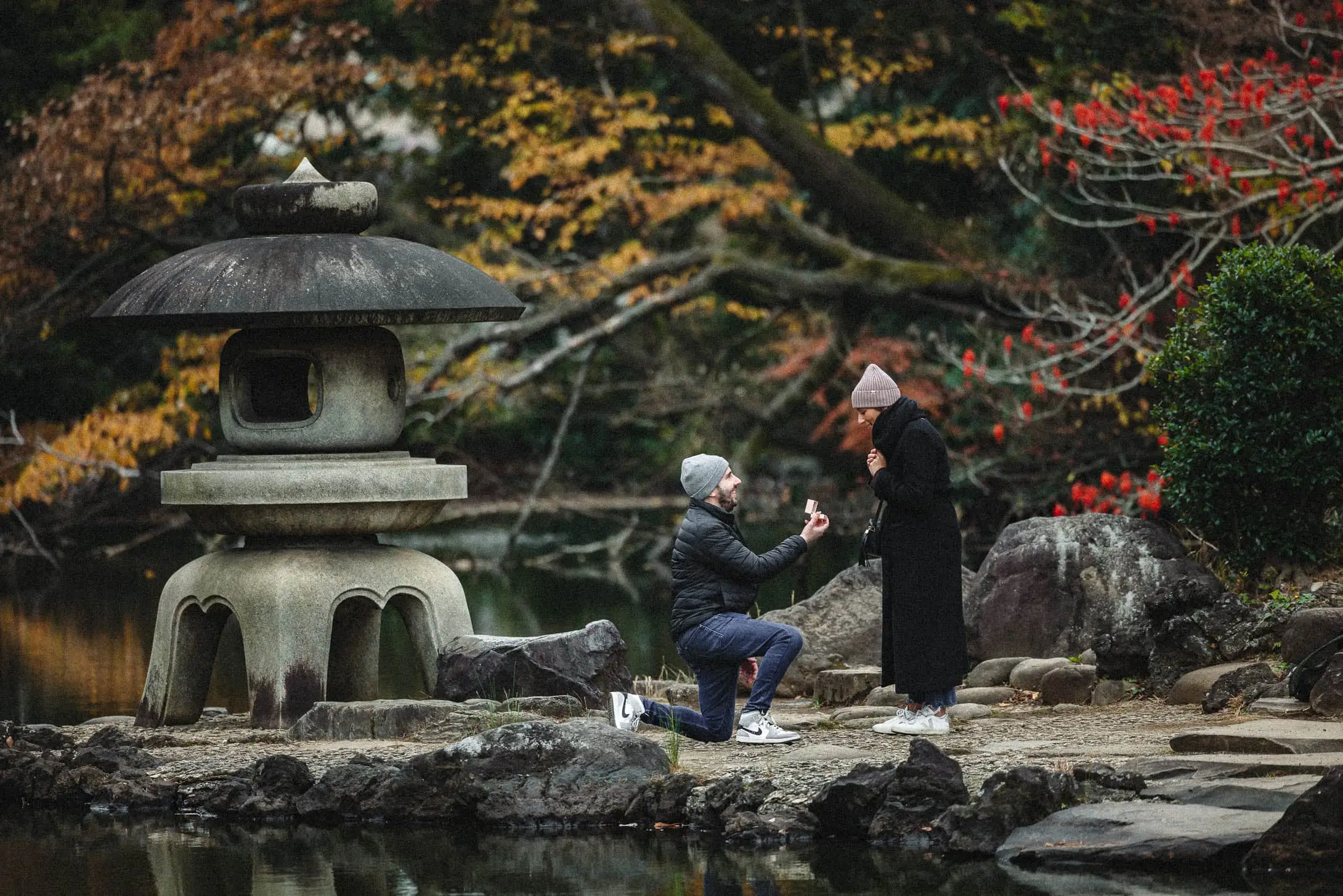 Autumn Proposal Photoshoot at Shinjuku Gyoen Photos at shinjuku no.1 - uvegotmoment Tokyo photography