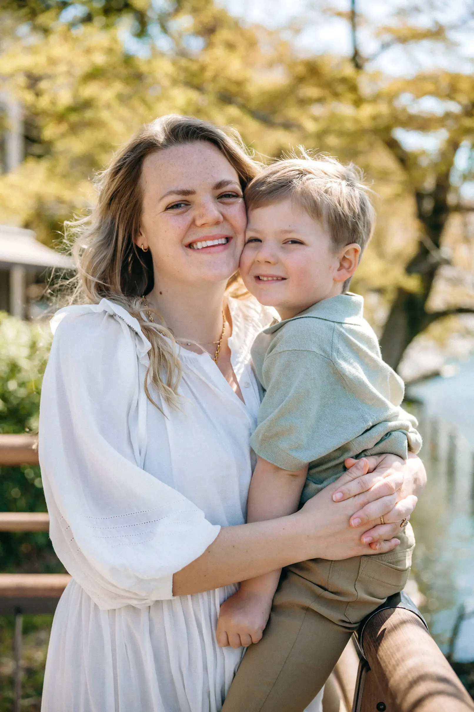 Cherry Blossom Family Photoshoot in Inokashira Park, Tokyo Photos at park no.20 - uvegotmoment Tokyo photography