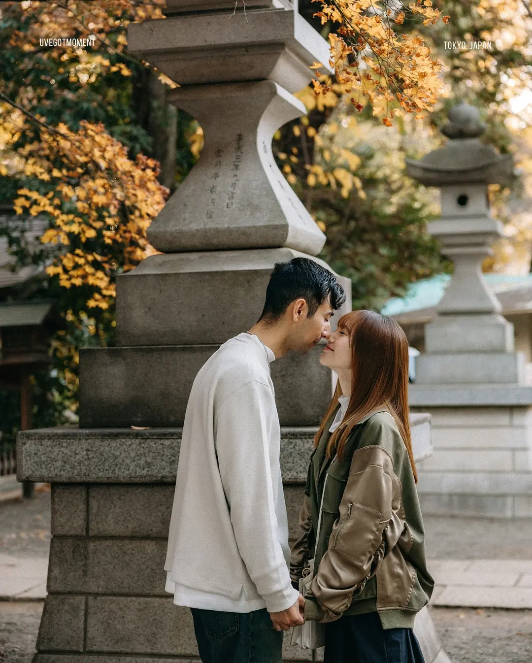 Cozy Autumn Moments in Tokyo – A Natural Couple Photoshoot Photos at residential no.10 - uvegotmoment Tokyo photography