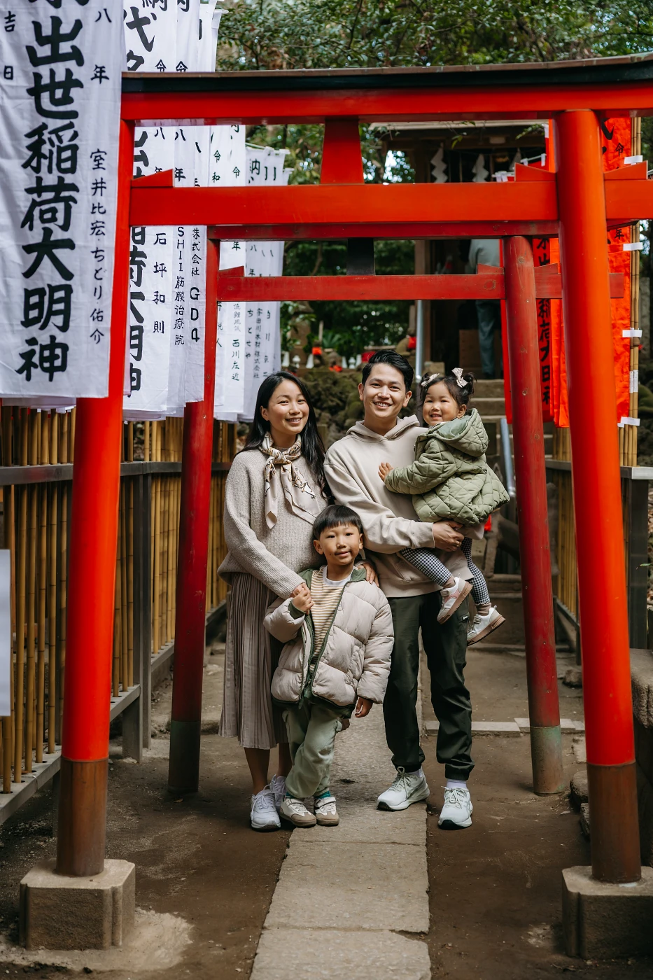 Relaxed Family Photoshoot in a Calm Tokyo Neighborhood Photos at residential no.15 - uvegotmoment Tokyo photography